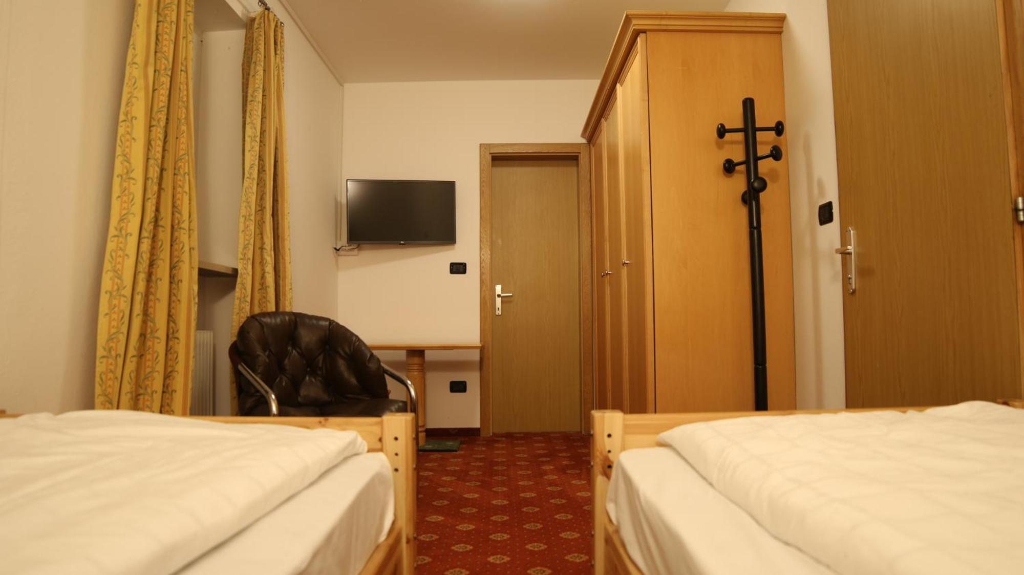 Rider Hotel Obereggen Room photo